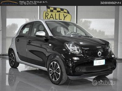 Usata Smart ForFour Passion 71 CV (52 kW) 2015 Nero Utilitaria