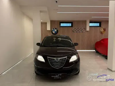 Usata Lancia Ypsilon 69 CV (50 kW) 2013 Nero Utilitaria