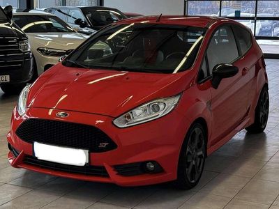 Usata Ford Fiesta Performance Edition 182 CV (133 kW) 2014 Rosso Utilitaria