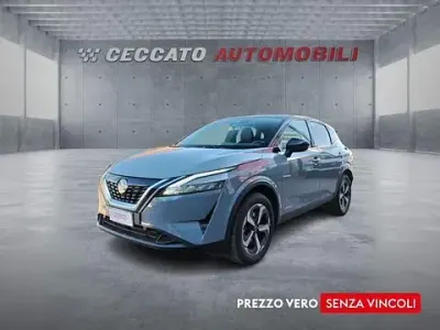 Usado Nissan Qashqai N-Connecta 158 CV (116 kW) 2023 Gris SUV