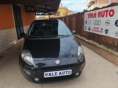 Usata Fiat Grande Punto 77 CV (56 kW) 2013 Nero Utilitaria