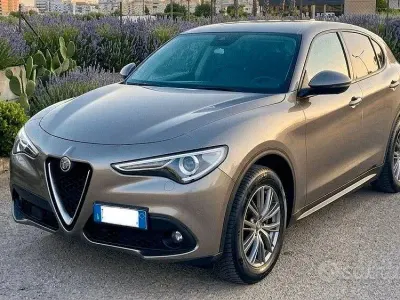 Usata Alfa Romeo Stelvio 190 CV (139 kW) 2019 Grigio SUV