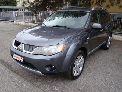 usata Mitsubishi Outlander 2.2 di.d 156cv. 4x4-7 posti