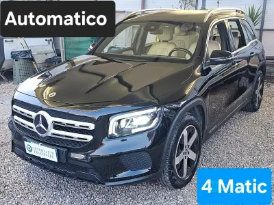 Usata Mercedes GLB200 150 CV (110 kW) 2022 Nero SUV