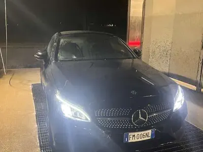 Usata Mercedes C250 Premium Plus 204 CV (150 kW) 2018 Nero Coupé