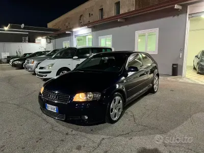 Usata Audi A3 Ambition 140 CV (102 kW) 2004 Blu Utilitaria