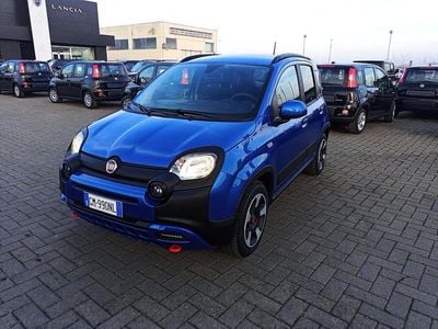 Blu Usata 2023 Fiat Panda Cross Cross Utilitaria | 13.500 € (Buon prezzo)