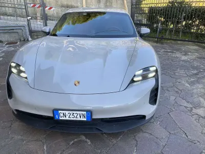 Usata Porsche Taycan Sport Turismo 597 kW (813 CV) 2023 Station wagon
