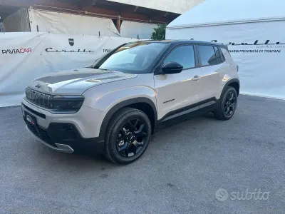Nuova Jeep Avenger Summit 101 CV (74 kW) 2026 Beige SUV