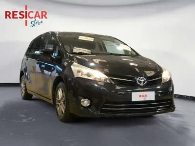 Usata Toyota Verso Cool 111 CV (81 kW) 2015 Nero Monovolume