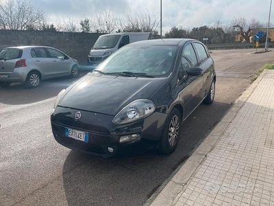 Gebraucht Fiat Punto 85 PS (62 kW) 2014 Limousine