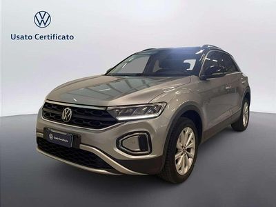 Usata VW T-Roc Life 110 CV (80 kW) 2023 Pyrit silver metallizzato nero SUV