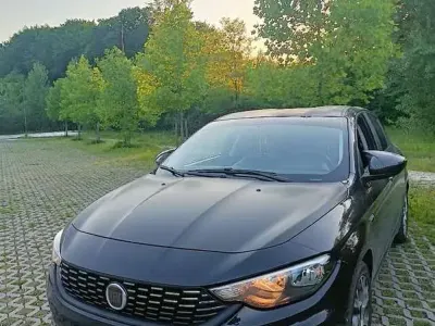 Usata Fiat Tipo Lounge 120 CV (88 kW) 2019 Berlina