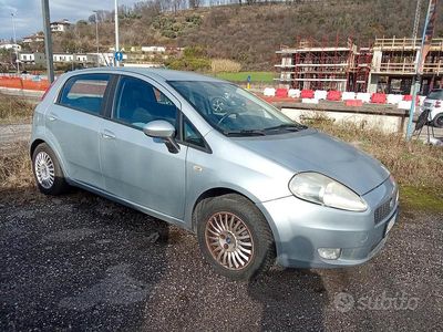 Usata Fiat Grande Punto 65 CV (47 kW) 2007 Grigio Utilitaria