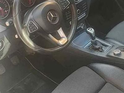 Usata Mercedes B200 2016 Bianco Monovolume