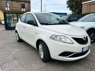 Usata Lancia Ypsilon
