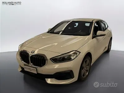 Usata BMW 116 Advantage 116 CV (85 kW) 2022 Bianco Utilitaria