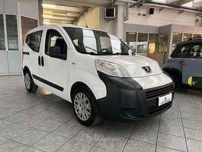 Usata Peugeot Bipper Active 75 CV (55 kW) 2014 Bianco Monovolume