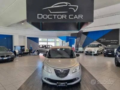 Usata Lancia Ypsilon Gold 95 CV (69 kW) 2012 Grigio Utilitaria