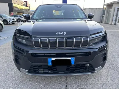 Usata Jeep Avenger 101 CV (74 kW) 2024 Nero SUV