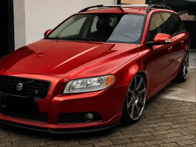 Usata Volvo V70 Summum 246 CV (180 kW) 2008 Rosso Station wagon