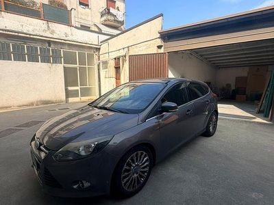 Usata Ford Focus 115 CV (84 kW) 2011 Grigio Berlina