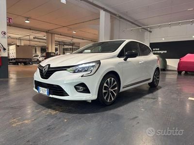 Usata Renault Clio V 100 CV (73 kW) 2021 Bianco Berlina