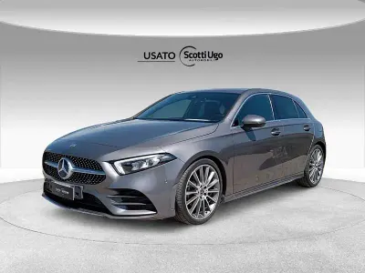 Usata Mercedes A180 Premium 116 CV (85 kW) 2020 Grigio Utilitaria