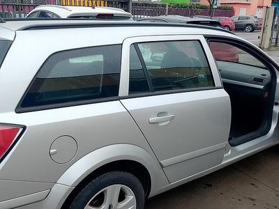 Usata Opel Astra 57 CV (41 kW) 2009 Grigio Station wagon