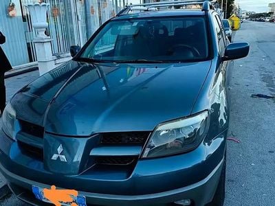 Usata Mitsubishi Outlander 2003 Verde SUV