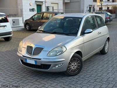 Usata Lancia Ypsilon 69 CV (50 kW) 2005 Nero Utilitaria