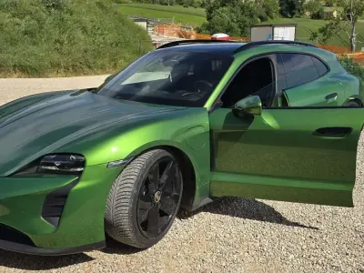 Usata Porsche Taycan Sport Turismo 141 kW (193 CV) 2022 Berlina