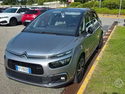 Usata Citroën C4 SpaceTourer Shine 120 CV (88 kW) 2018 Grigio Monovolume