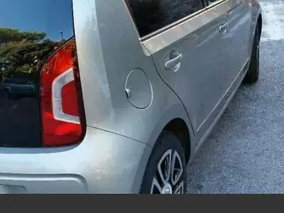 Usata VW up! 75 CV (55 kW) 2013 Grigio Utilitaria