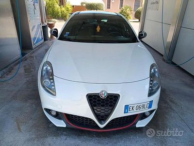 Usata Alfa Romeo Giulietta 200 CV (147 kW) 2012 Bianco Utilitaria