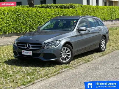 Gebraucht Mercedes C180 Business 116 PS (85 kW) 2017 Grau Kombi