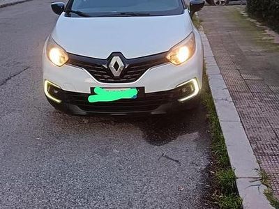 Usata Renault Captur 90 CV (66 kW) 2017 Bianco SUV