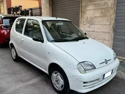 Usata Fiat 600 54 CV (39 kW) 2010 Utilitaria