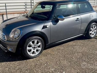 Grigio Usata 2010 Mini Cooper D Utilitaria | 3950 € (Buon prezzo)