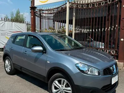 Usata Nissan Qashqai Tekna 110 CV (80 kW) 2010 Grigio SUV