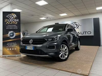 Usata VW T-Roc Advance 150 CV (110 kW) 2018 Grigio SUV
