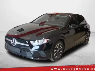 Usata Mercedes A200 Business 150 CV (110 kW) 2022 Nero Berlina
