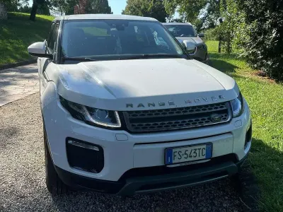 Usata Land Rover Range Rover evoque SE 150 CV (110 kW) 2018 Bianco SUV