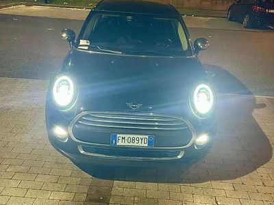 Usata Mini ONE 102 CV (75 kW) 2017 Nero Utilitaria