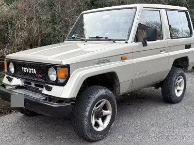 Gebraucht Toyota Land Cruiser 86 PS (63 kW) 1989 Grau SUV