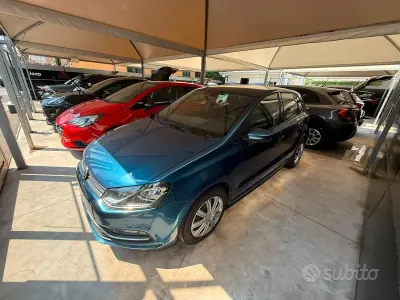 Usata VW Polo Highline 90 CV (66 kW) 2016 Blu Berlina