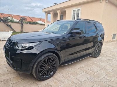 Usata Land Rover Discovery 5 HSE Luxury 240 CV (176 kW) 2019 Nero SUV