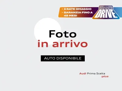 Usata Audi Q2 S-Line 150 CV (110 kW) 2025 Bianco ghiacciaio metallizzato SUV