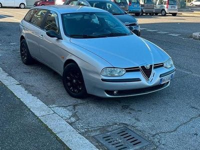 Usata Alfa Romeo 156 110 CV (80 kW) 2000 Grigio Station wagon