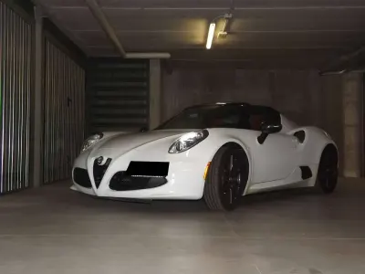 Usata Alfa Romeo 4C Spider 241 CV (177 kW) 2017 Bianco Cabrio